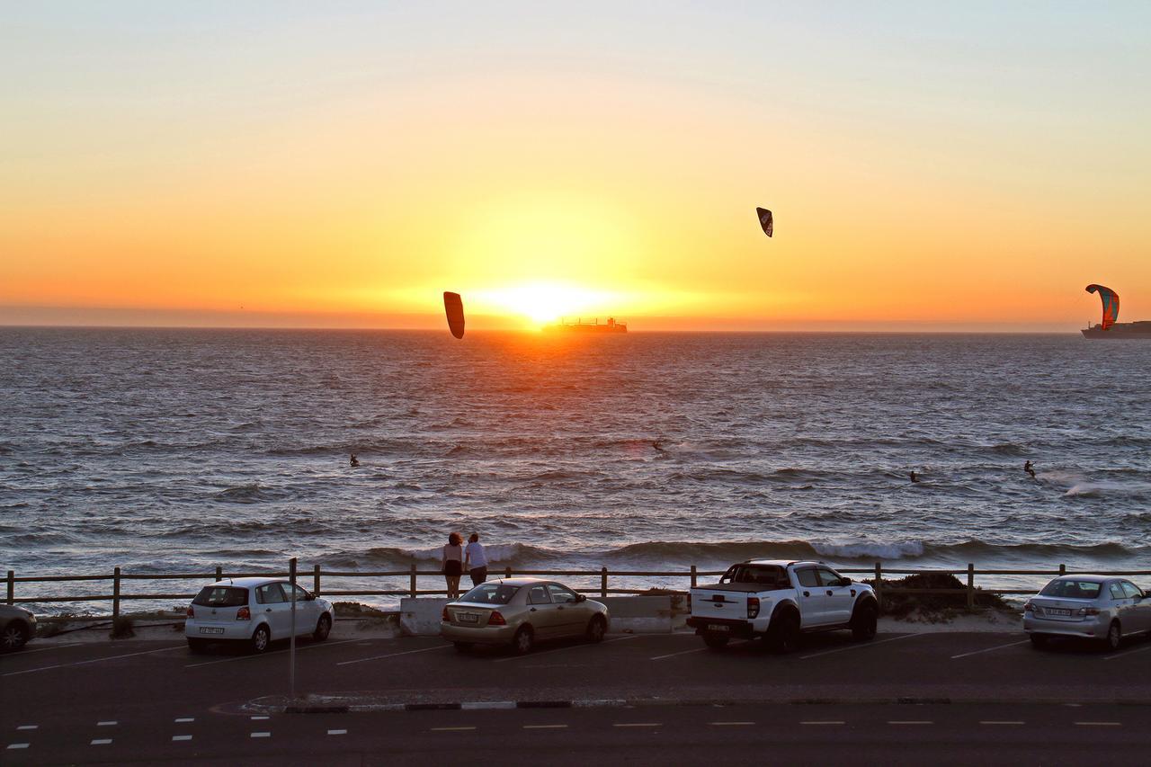 ブロウベルフストランドCap Du Mont Cape Townアパートメント エクステリア 写真